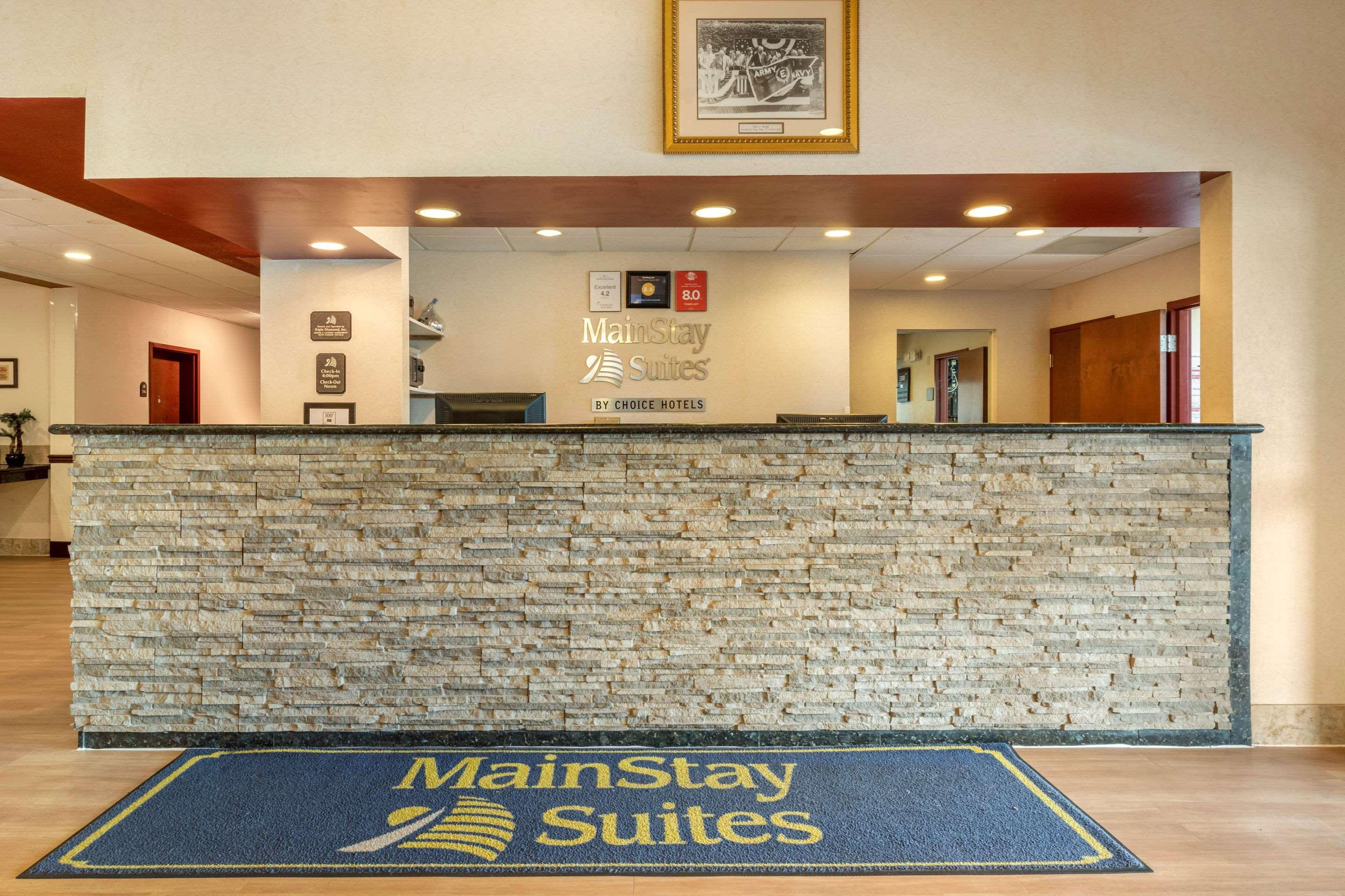 MainStay Suites Grantville Extérieur photo